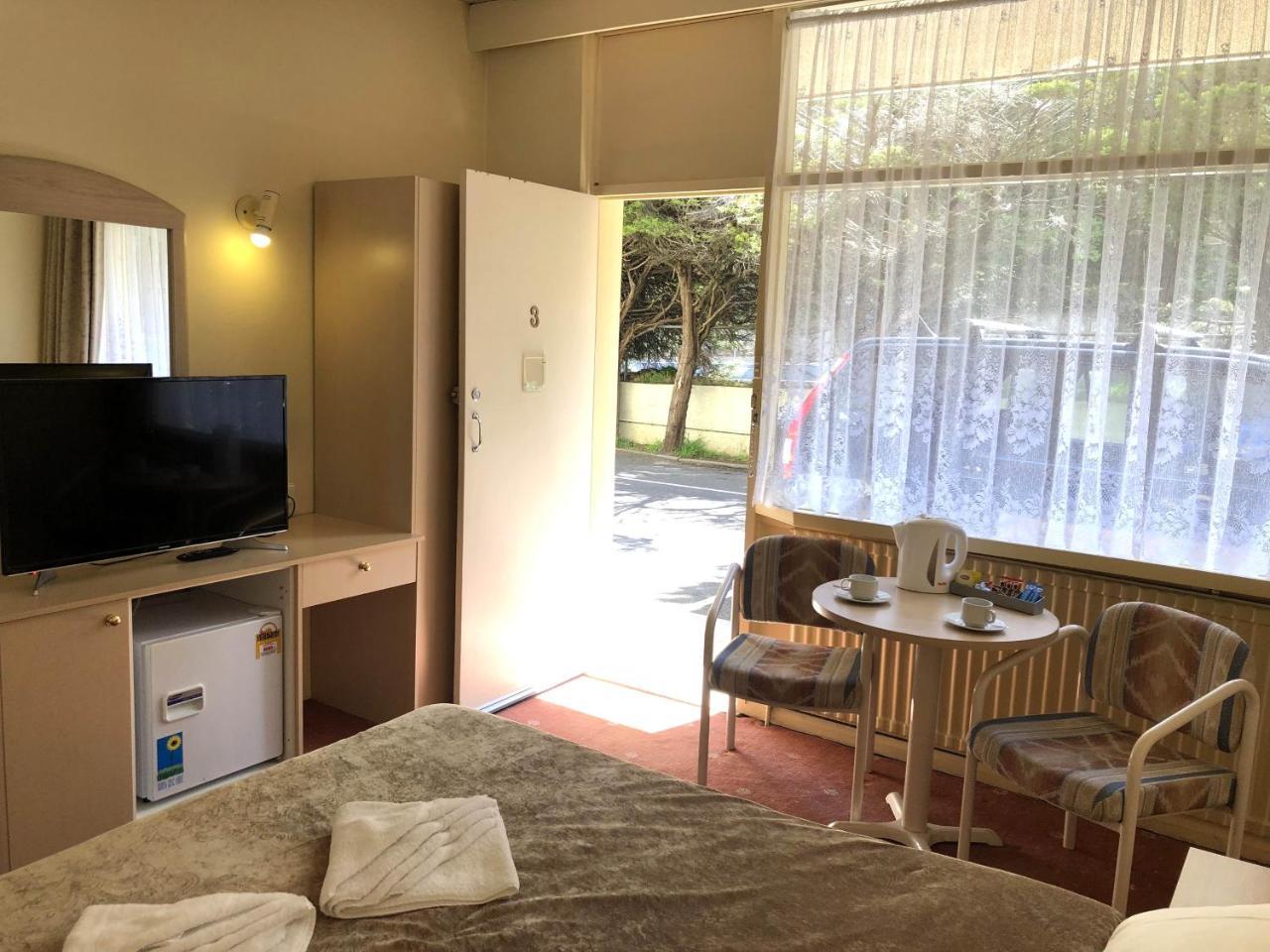 The Clarendon Motel Катумба Екстериор снимка