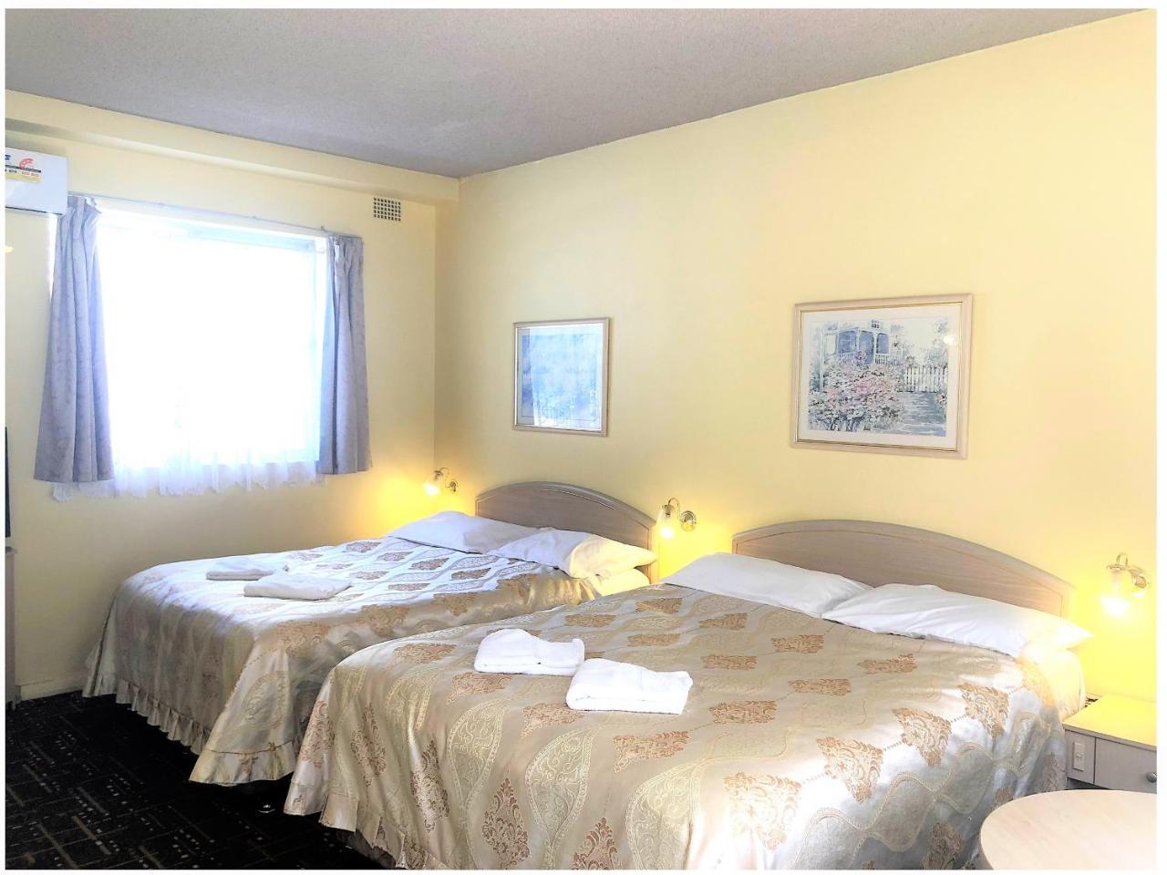 The Clarendon Motel Катумба Екстериор снимка